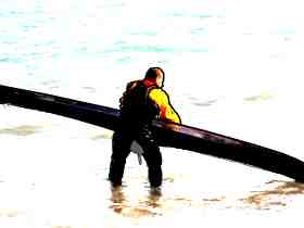 Emptying flooded kayak 2
